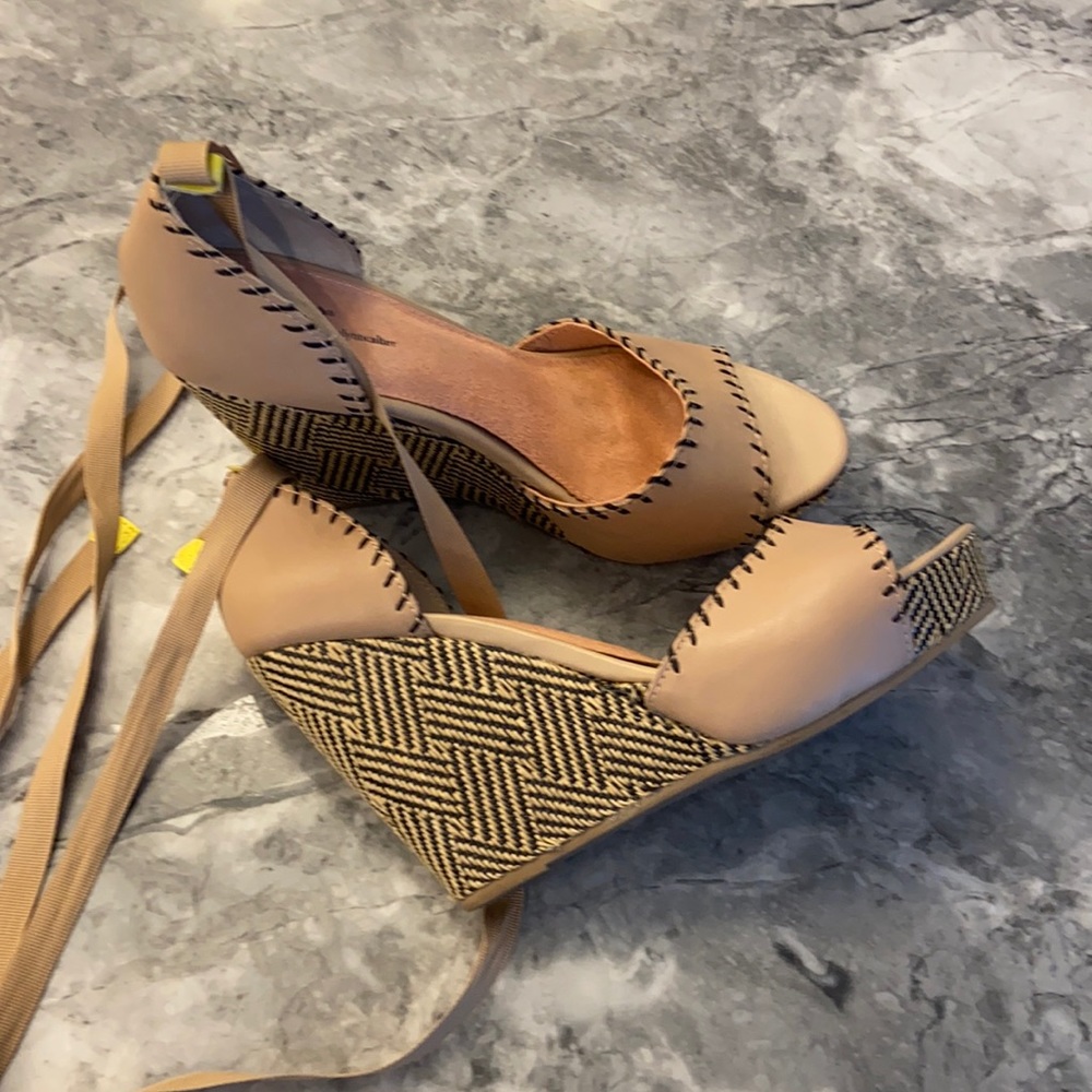 Seychelles ankle ribbon high wedges!